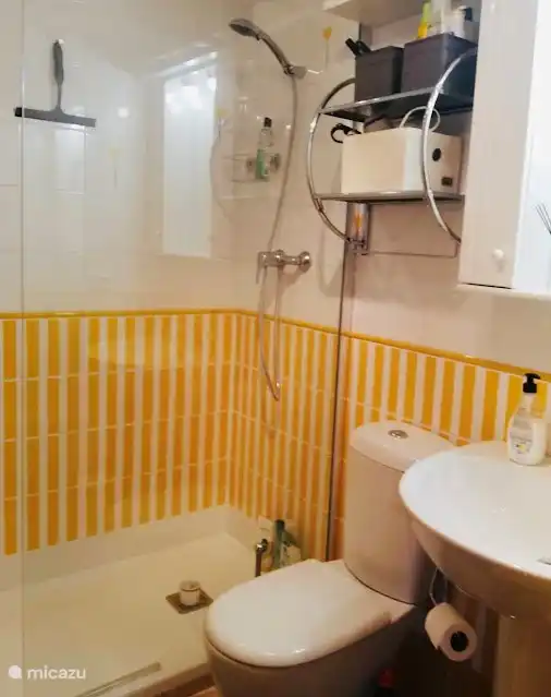 Badezimmer im Erdgeschoss