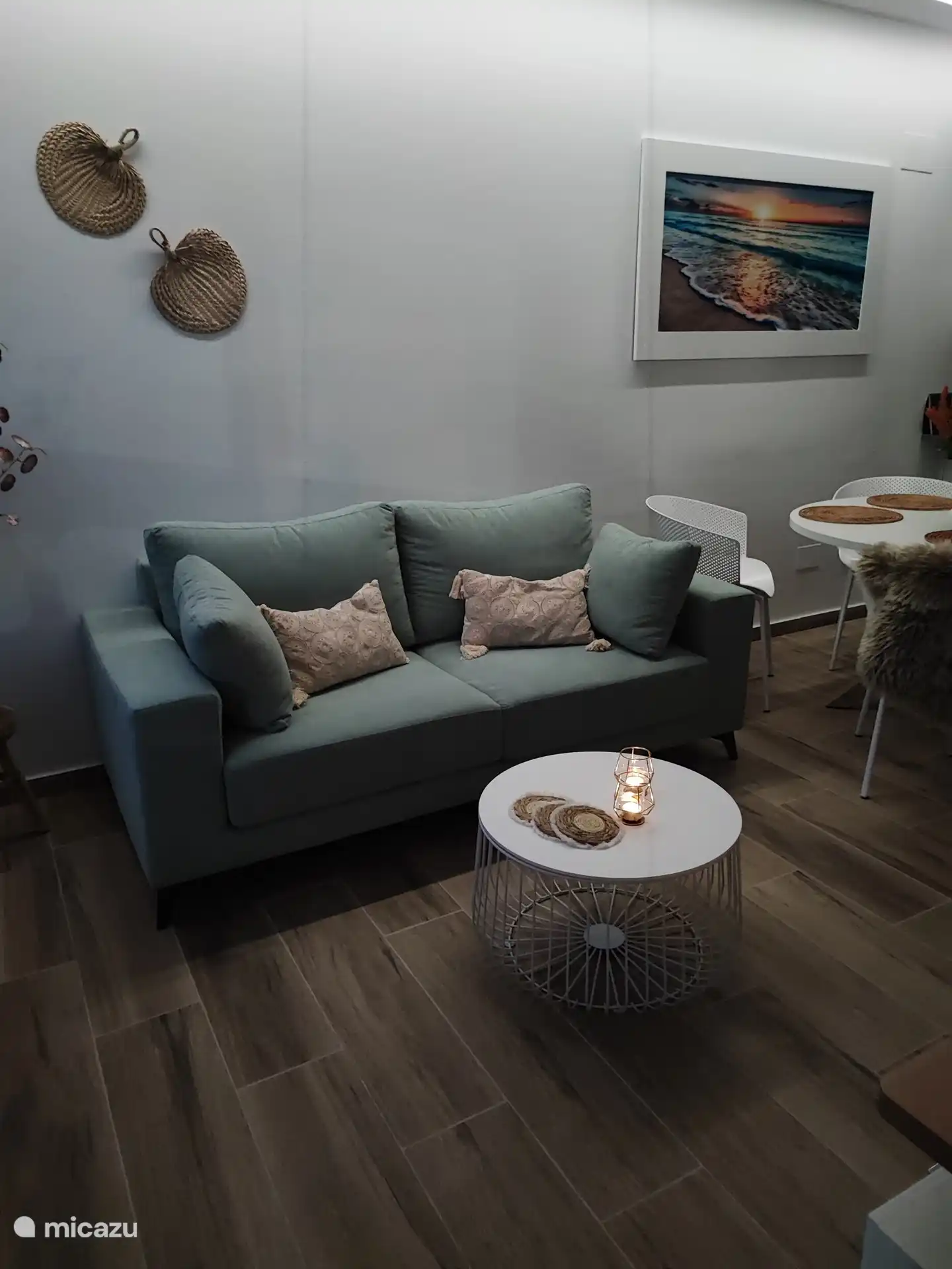 Lorsque le temps se détériore un peu, vous pouvez regarder un film sur le canapé via notre service de streaming, y compris Netflix.