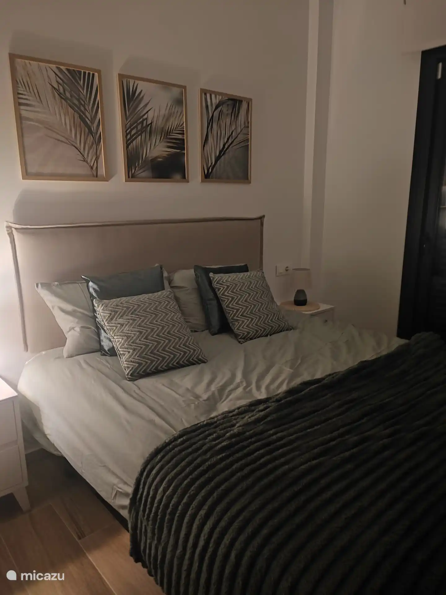 Chambre 1 avec salle de bain privée 