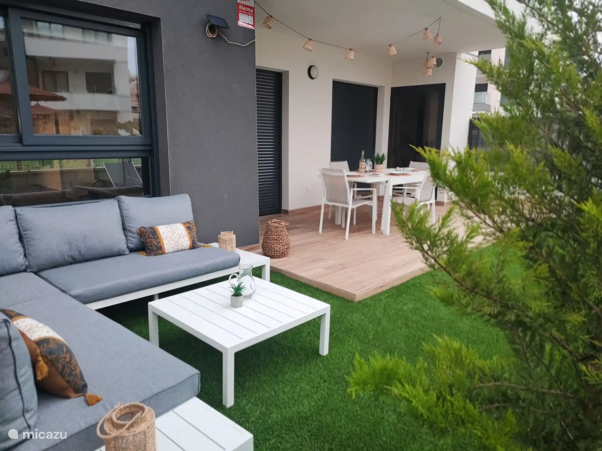 Notre jardin confortable.