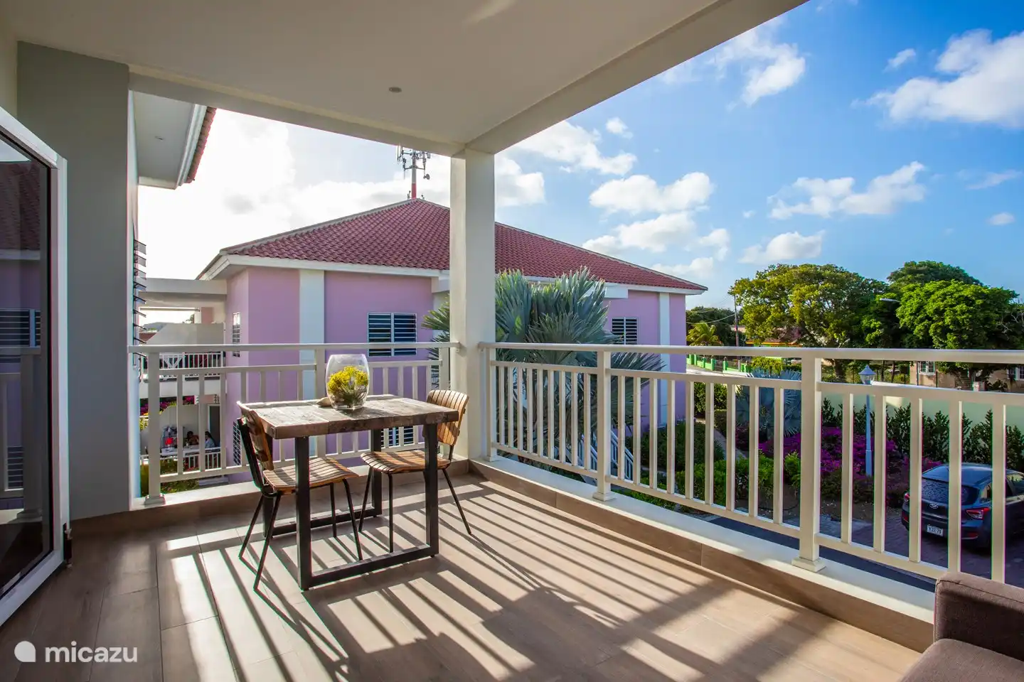 On the balcony you can enjoy the outdoors on Curacao.