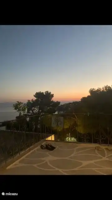 atardecer desde el jardin