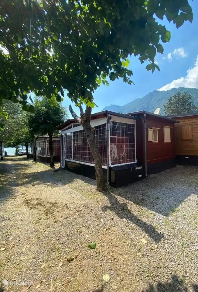 Torino 7, SprankelendPorlezza huren in Italië, Italiaanse Meren, Porlezza - chalet