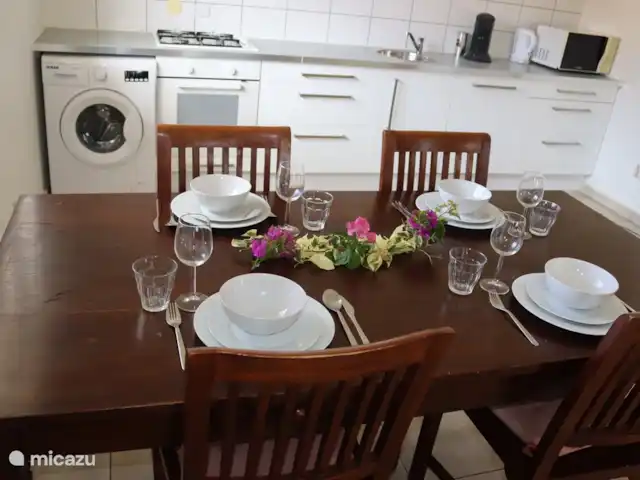 Location de Vacances Curaçao, Banda Ariba (est), La Privada (Mambo Beach), appartement - Casa Ofori La salle à manger