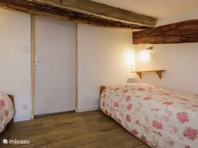 Castillo Mondou en Francia, Lot y Garona, Villeneuve-sur-Lot - casa rural / cabaña Habitación infantil Bellevue altura máxima 180