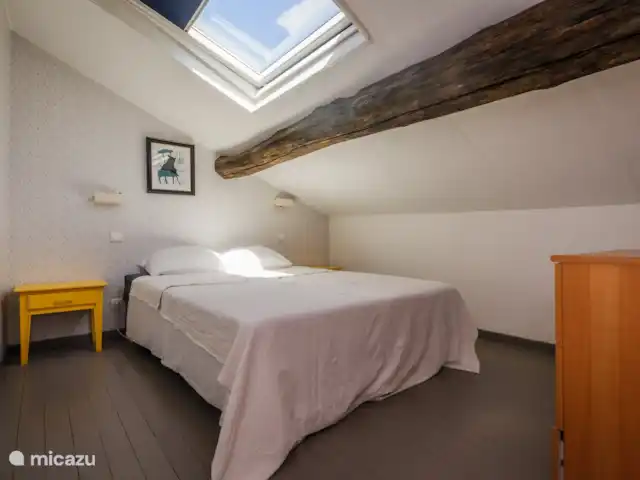 Castillo Mondou en Francia, Lot y Garona, Villeneuve-sur-Lot - casa rural / cabaña Habitación doble La Grangée arriba