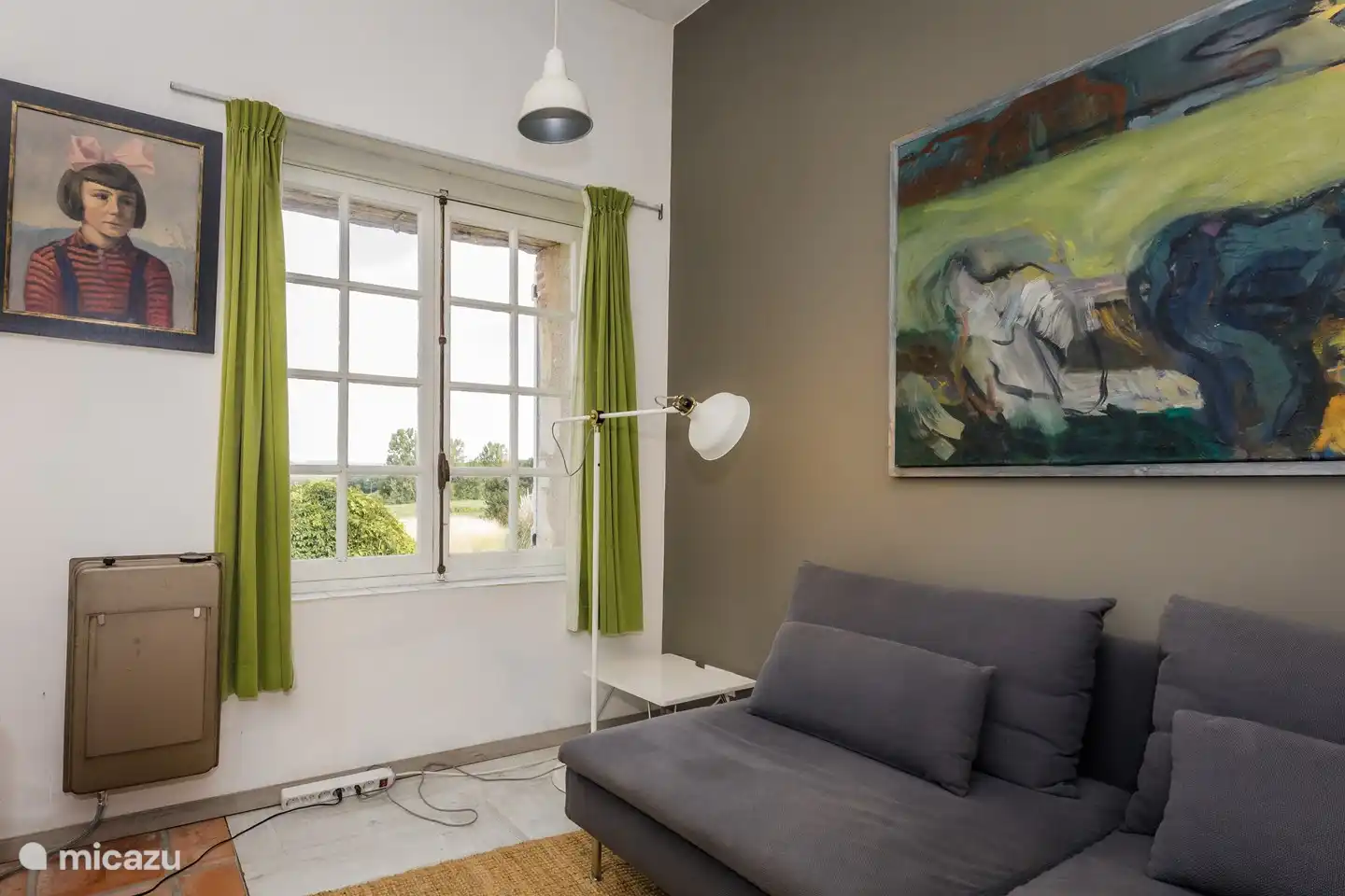 dining kitchen with sitting area