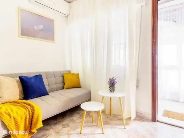 Location de Vacances Espagne, Costa Blanca, La Mata, bungalow - Casa Liza à La Mata Climatisation chauffage et rafraîchissement dans le séjour mais aussi la chambre principale