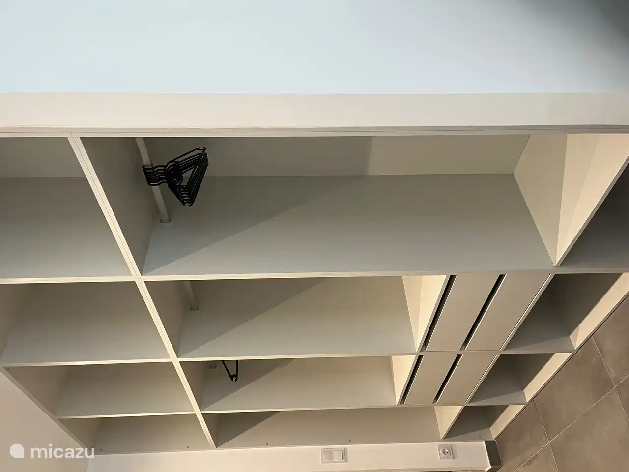 Garde-robe de la chambre principale