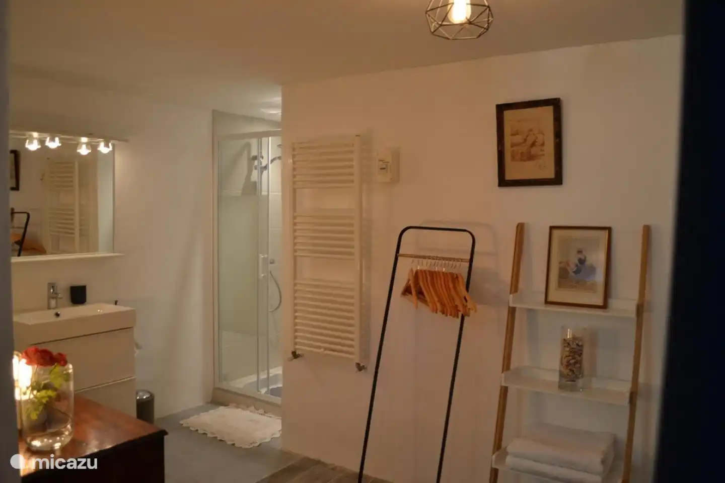 Gîte 1 : salle de bain