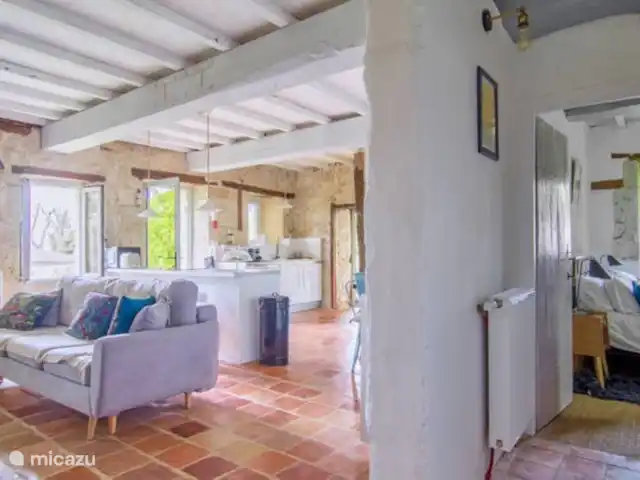 Ensemble Valante | France, Lot-et-Garonne, Agen - maison de vacances Gîte 2 : séjour à gauche, chambre à droite