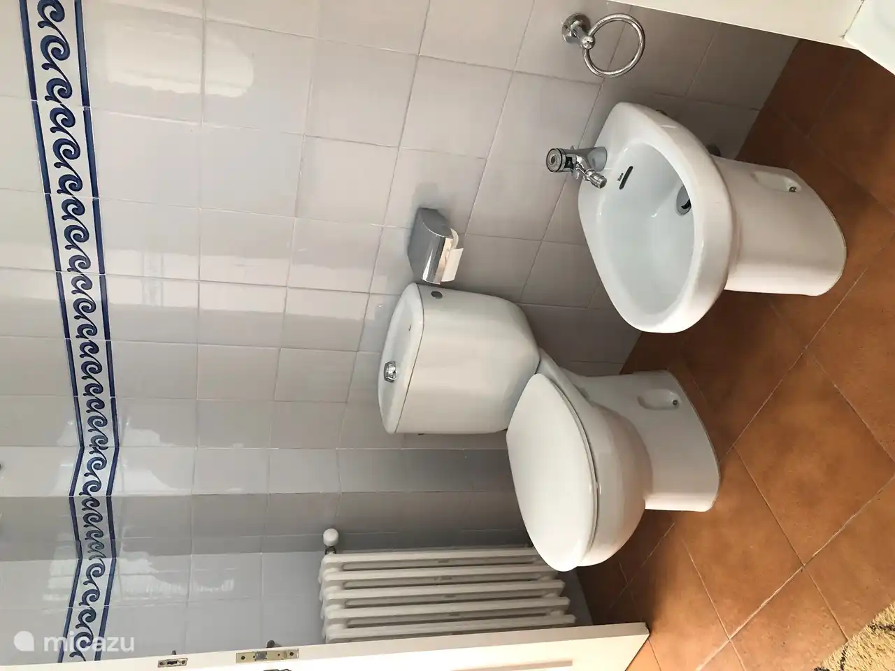 2nd floor bedrooms and bathroom