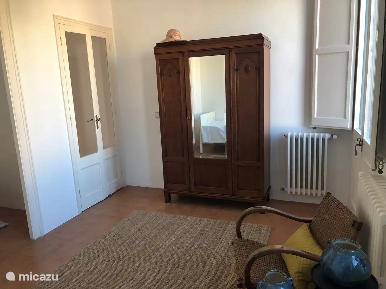 2nd floor bedrooms and bathroom