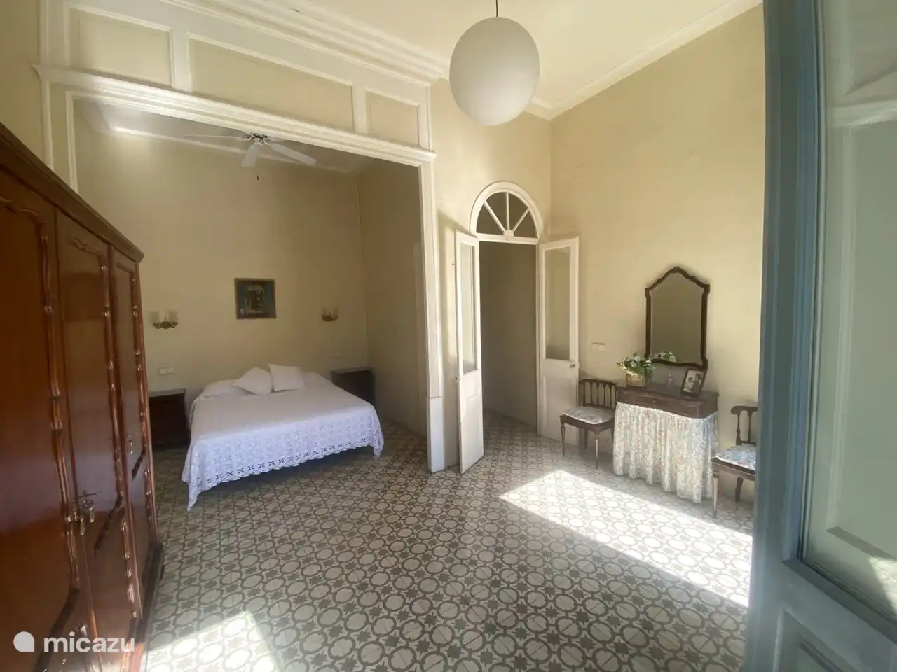 1st floor bedrooms and bathroom