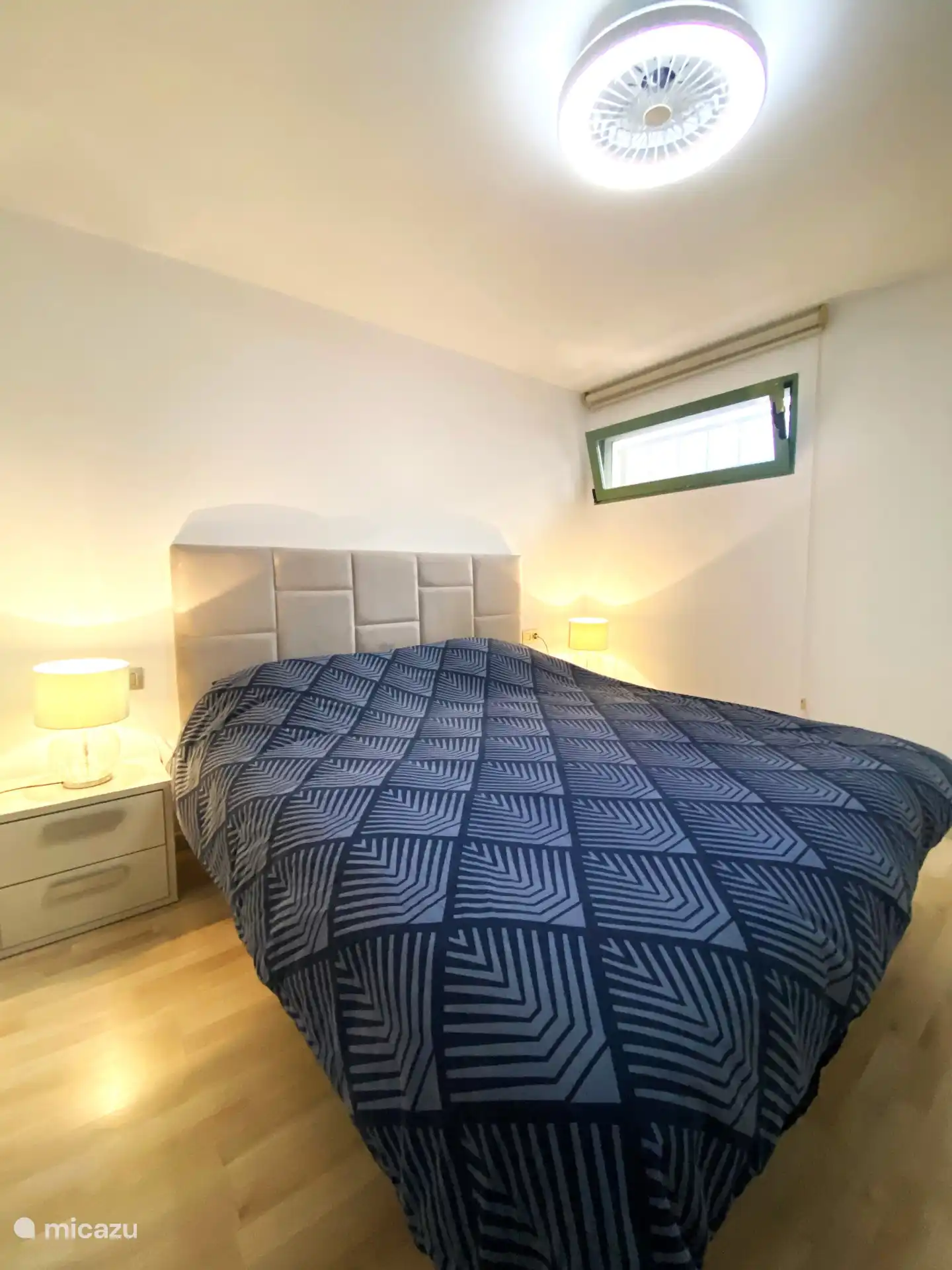 180/200 Bett mit natürlicher Belüftung