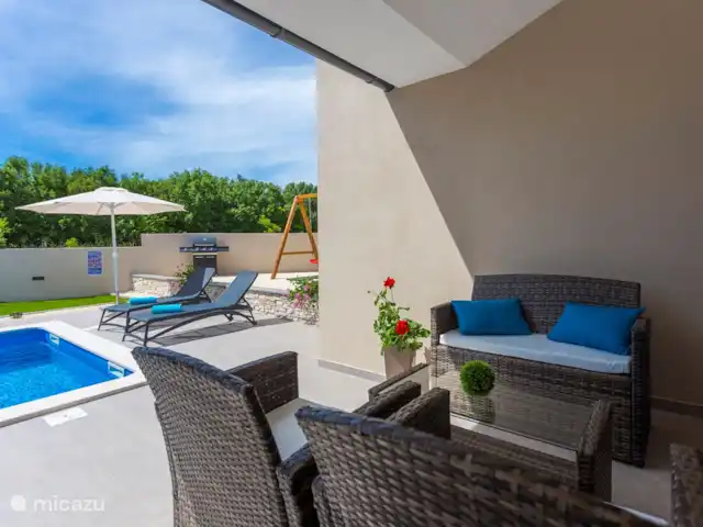 villa huren in Kroatië, Istrië, Barban – Vila Martina buiten zwembad