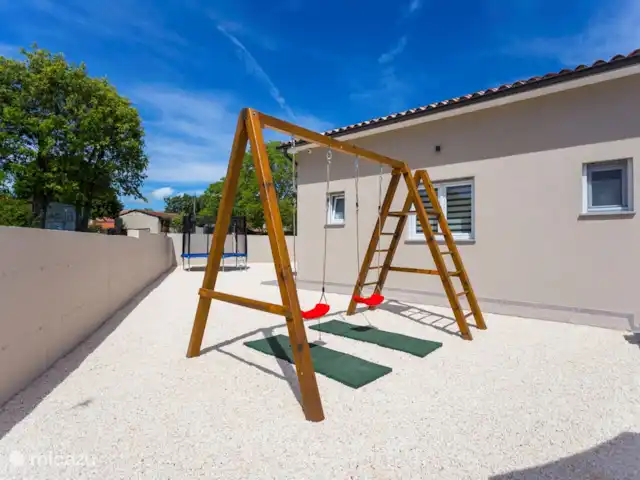 villa huren in Kroatië, Istrië, Barban – Vila Martina kinderspeelgoed