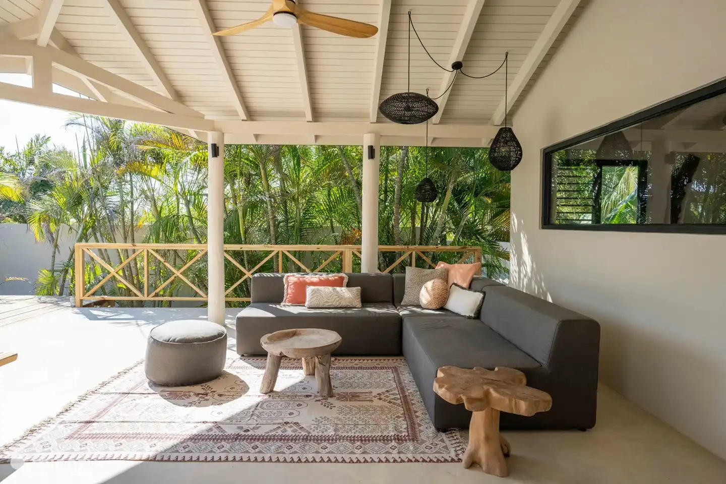 Faulenzen unter der Veranda