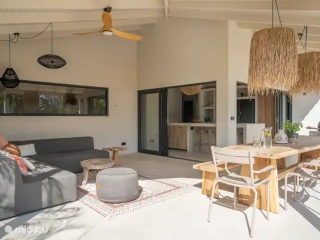 Location de Vacances Curaçao, Banda Ariba (est), Jan Thiel, maison de vacances - Casa Cosi Curaçao - Plage Jan Thiel Le porche