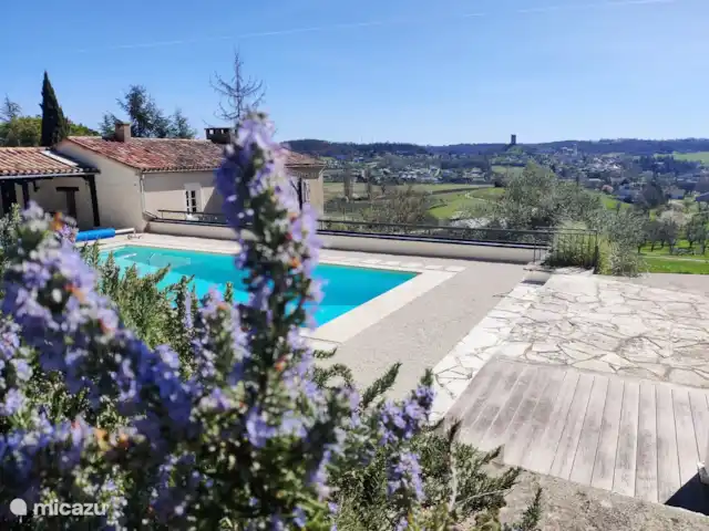 Le Cabernet | France, Lot, Montcuq - gîte / cottage Vue sur la vallée de Montcuq