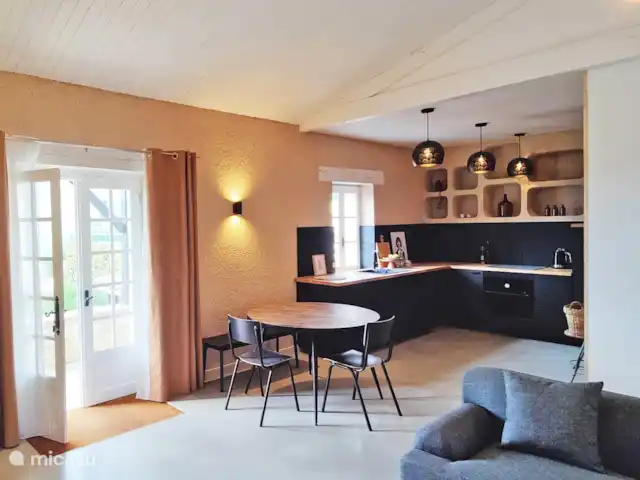 Le Cabernet | France, Lot, Montcuq - gîte / cottage Grande cuisine ouverte