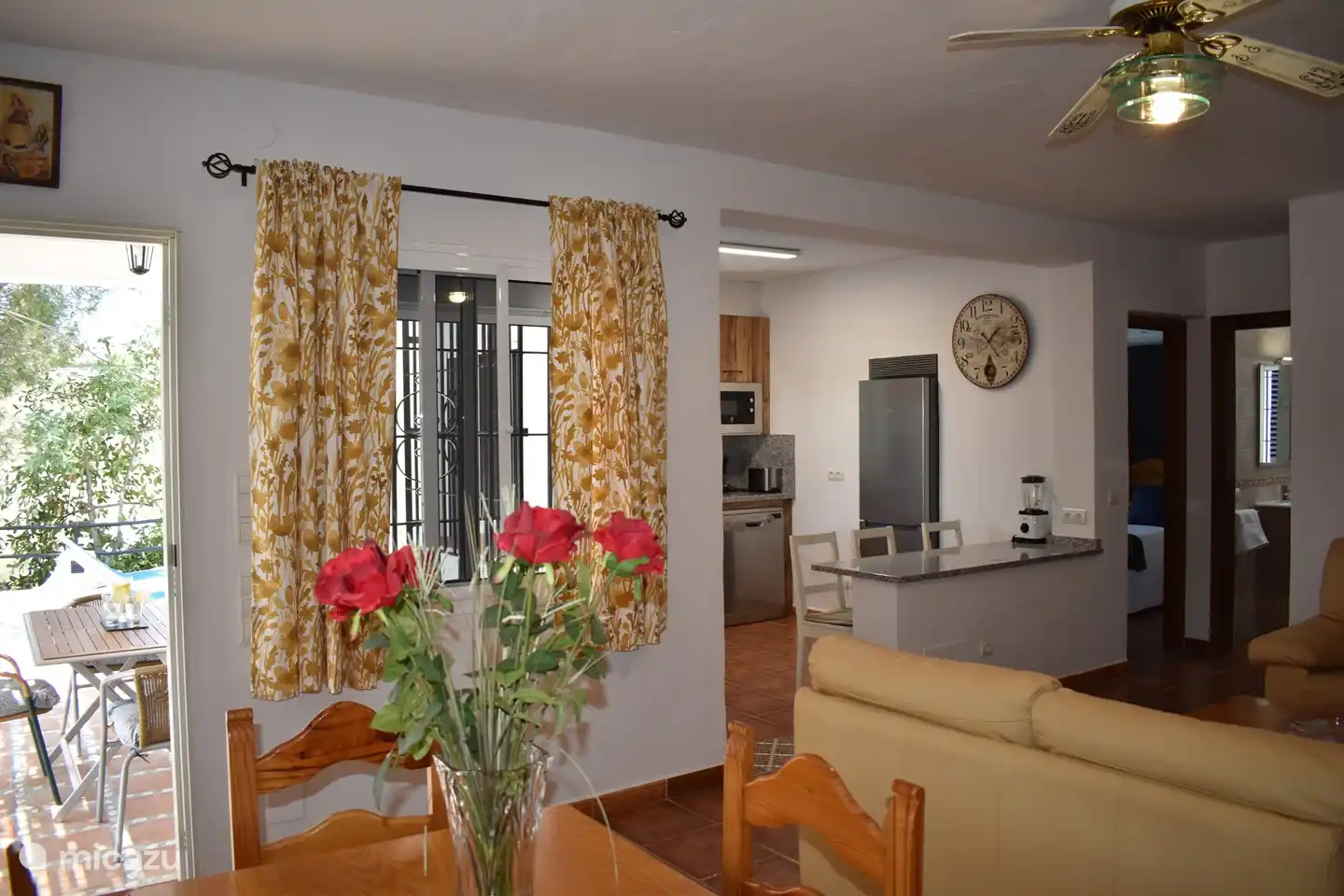 sala de estar / cocina abierta