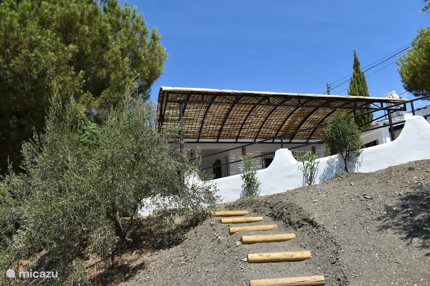 baja a los asientos exteriores