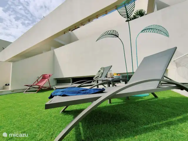 Maison unique | Espagne, Costa Blanca, Torrevieja - maison de vacances devant le jardin