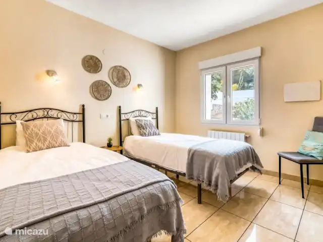 Casa de Isabella  | Espagne, Costa Blanca, Jávea - maison de vacances Chambre avec deux lits simples et armoire intégrée