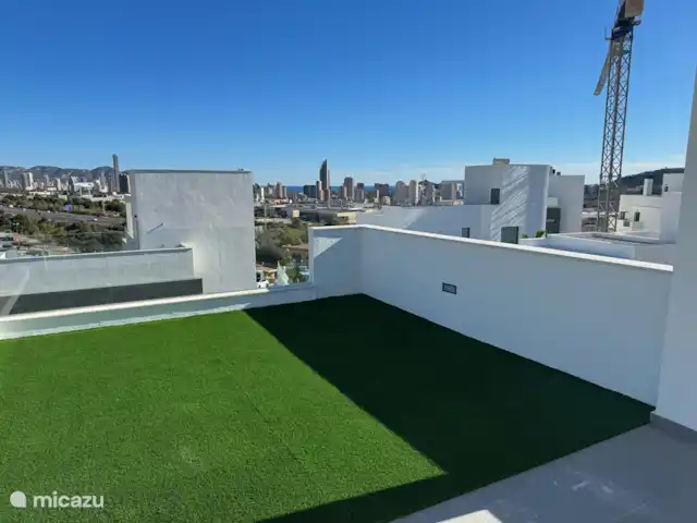 Villa Dorada 8 Finestrat | Espagne, Costa Blanca, Benidorm - villa vue depuis le toit-terrasse sur Benidorm et la mer Méditerranée