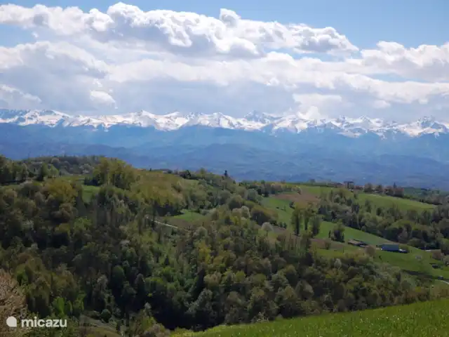 Casavabene Appartement Cinghiale huren in Italië, Piëmont, Murazzano - appartement Uitzicht op besneeuwde bergen vlakbij Casavabene