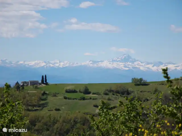 Casavabene Appartement Cinghiale huren in Italië, Piëmont, Murazzano - appartement Zicht op besneeuwde bergtoppen vlakbij Casavabene