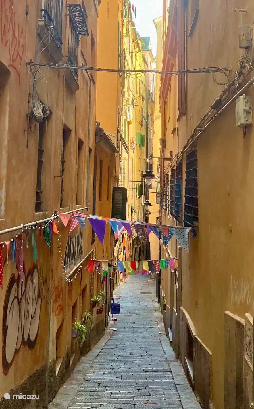 Schöne Straße in Genua