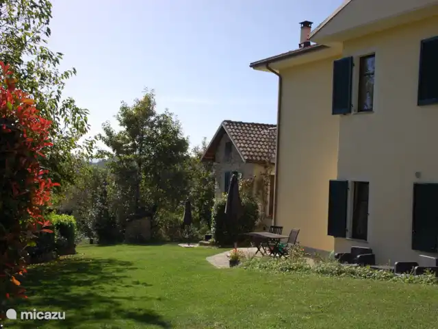 Casavabene Appartement Cinghiale huren in Italië, Piëmont, Murazzano - appartement Rechts de appartementen, het huisje is huisje Capriolo