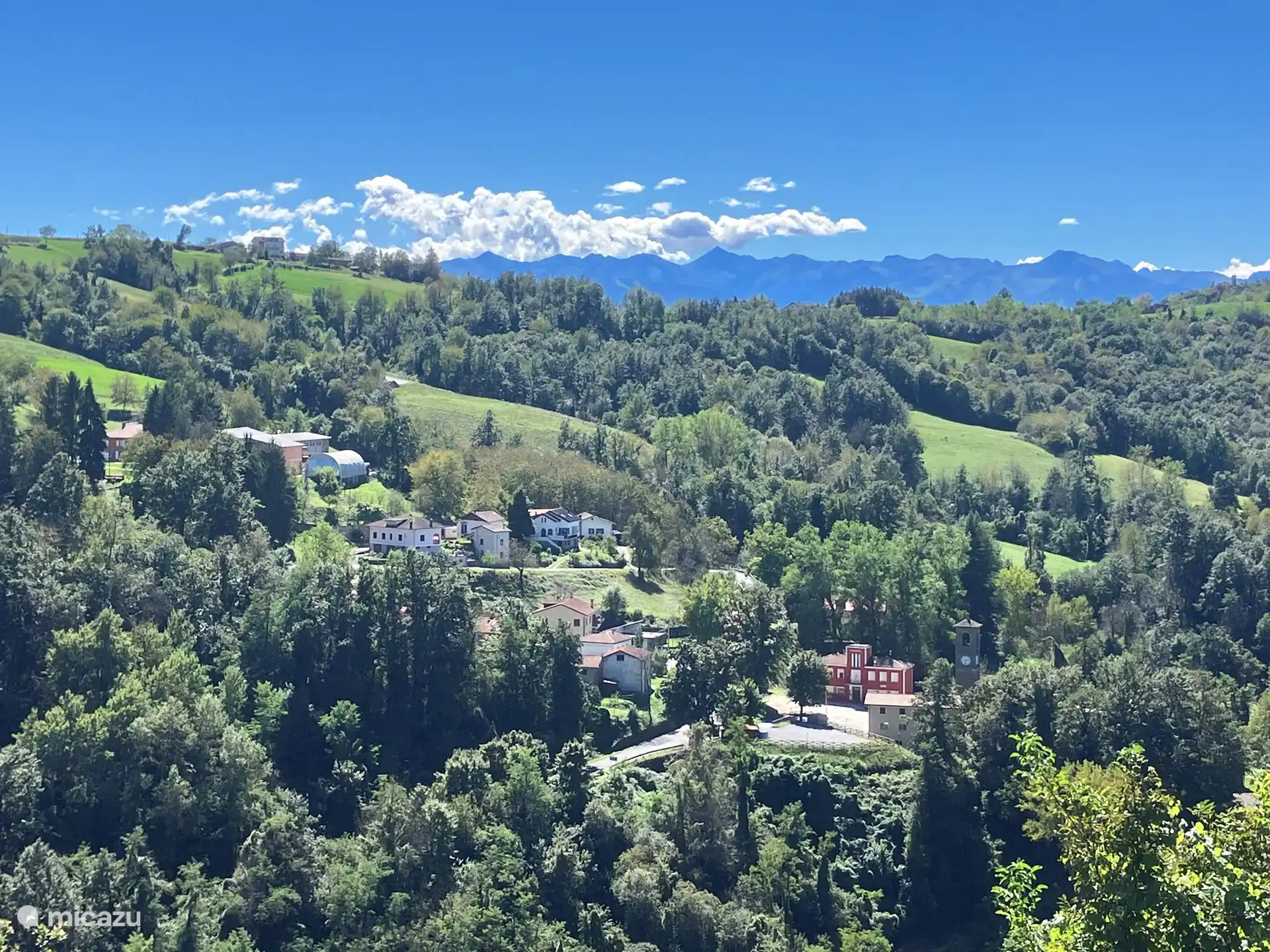 Blick auf Igliano, in der Nähe von Casavabene