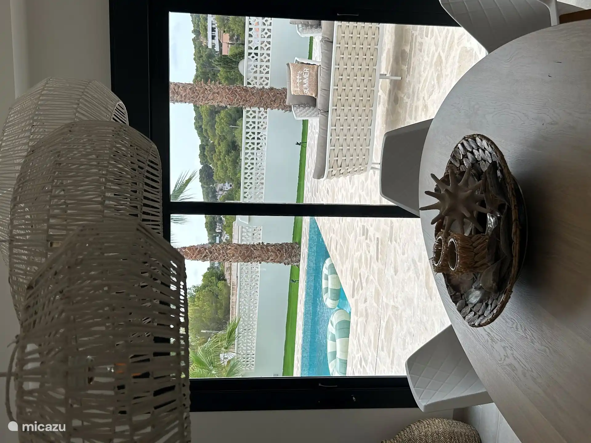 Vista de Villa Laurel desde la sala de estar