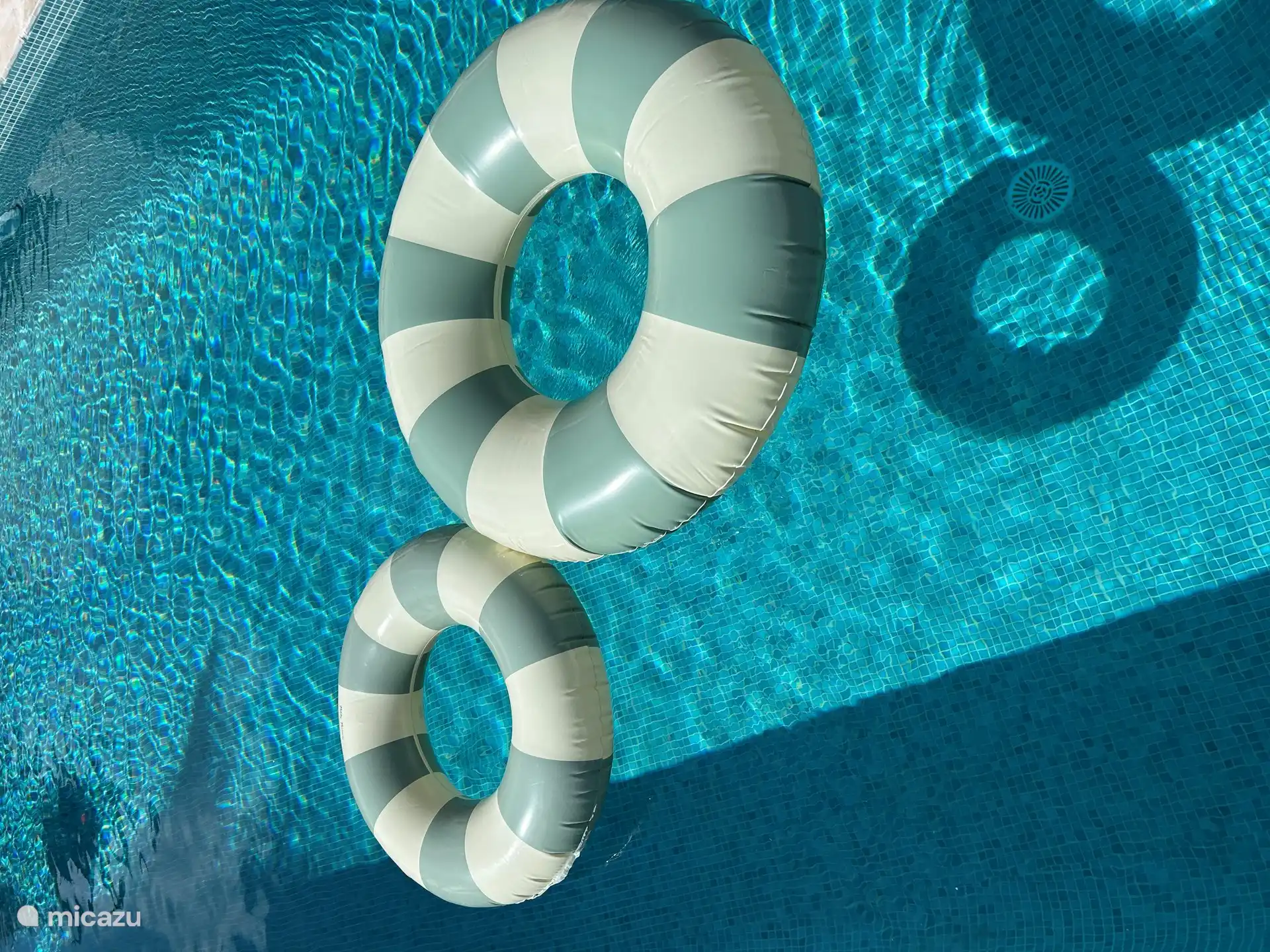 Piscina Villa Laurel