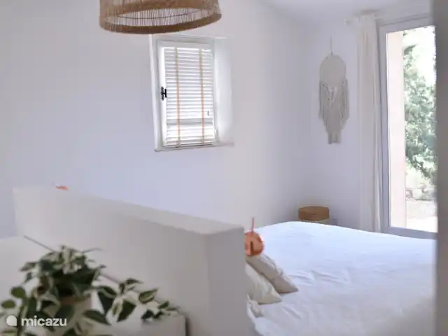 Maison Puur Cotignac huren in Frankrijk, Var, Cotignac - villa Master bedroom.