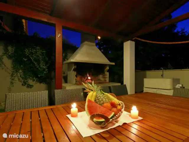 Location de Vacances Croatie, Istrie, Porec, villa - Vila Nina barbecue sur la terrasse