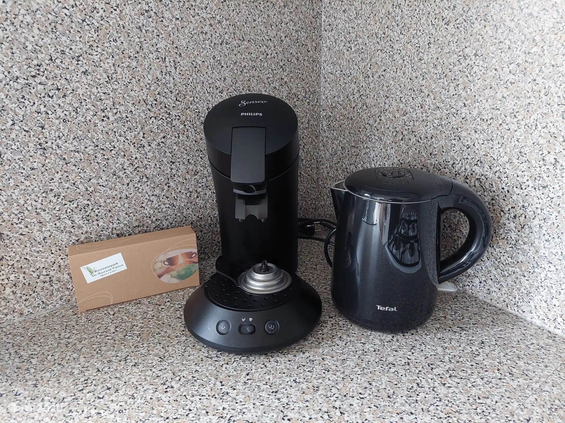 Machine Senseo, bouilloire et forfait café/thé à l’arrivée !