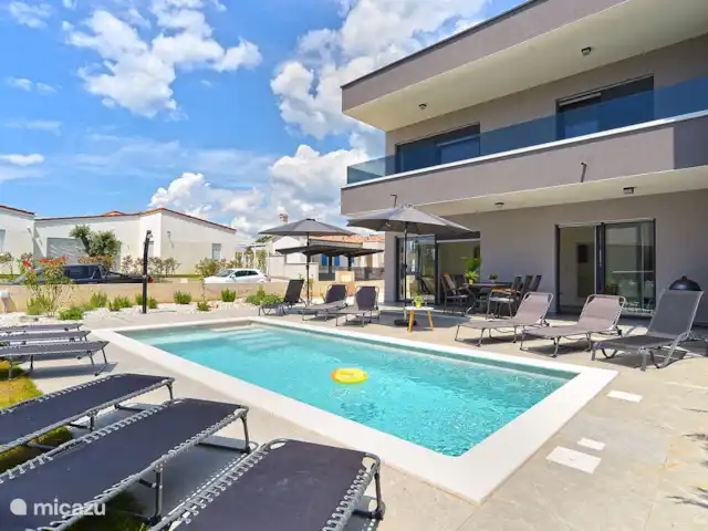 Vila Lippa en Croacia, Istria, Fazana  - villa