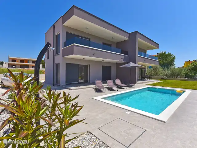 Vila Lippa en Croacia, Istria, Fazana  - villa