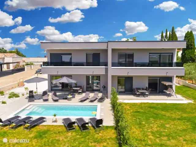 Vila Lippa en Croacia, Istria, Fazana  - villa