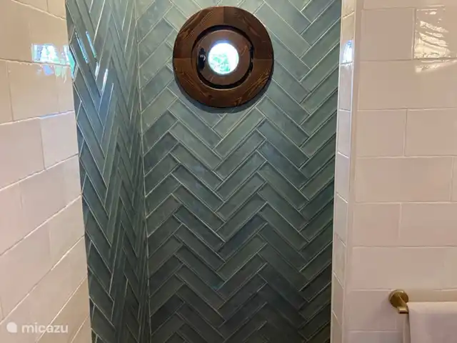 Location de Vacances Espagne, Andalousie, Monda, gîte / cottage - Casita confortable pour les amoureux de la nature De beaux carreaux dans la douche
