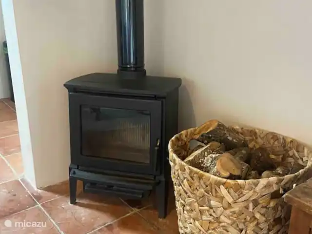 Location de Vacances Espagne, Andalousie, Monda, gîte / cottage - Casita confortable pour les amoureux de la nature Cheminée confortable