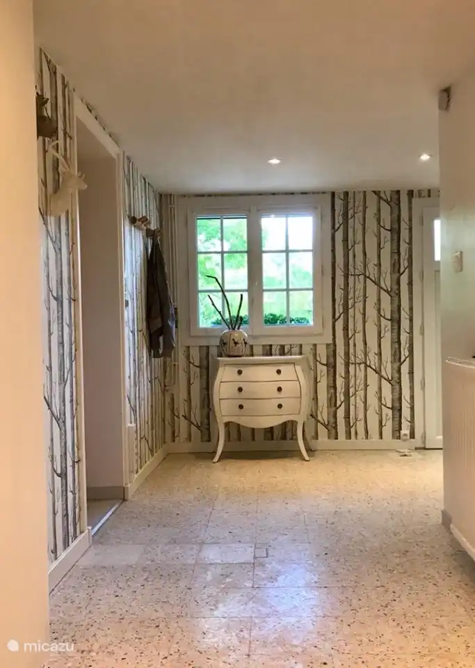 Flur zwischen Wohnküche und Schlafzimmer