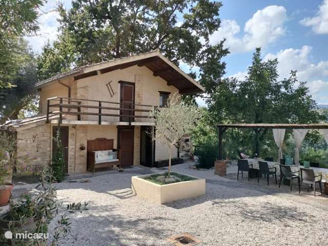 Holiday home in Italy, Marche, Cupramontana – holiday house Borgo il dolce far niente - Fienile
