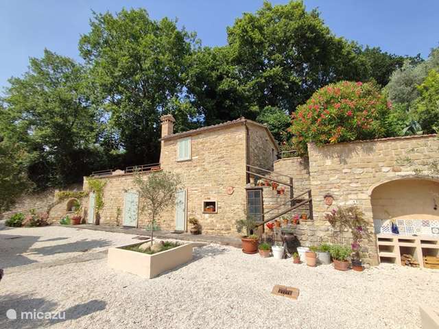 Holiday home in Italy, Marche, Mergo - holiday house Borgo il dolce far niente - Quercia