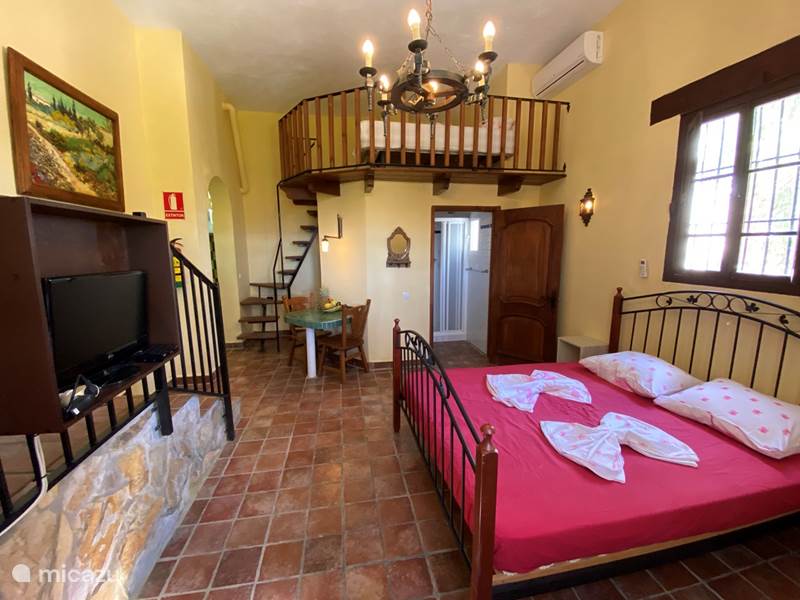 Ferienwohnung Spanien, Andalusien, Tolox Appartement Wohnung im Bernard-Schlossturm