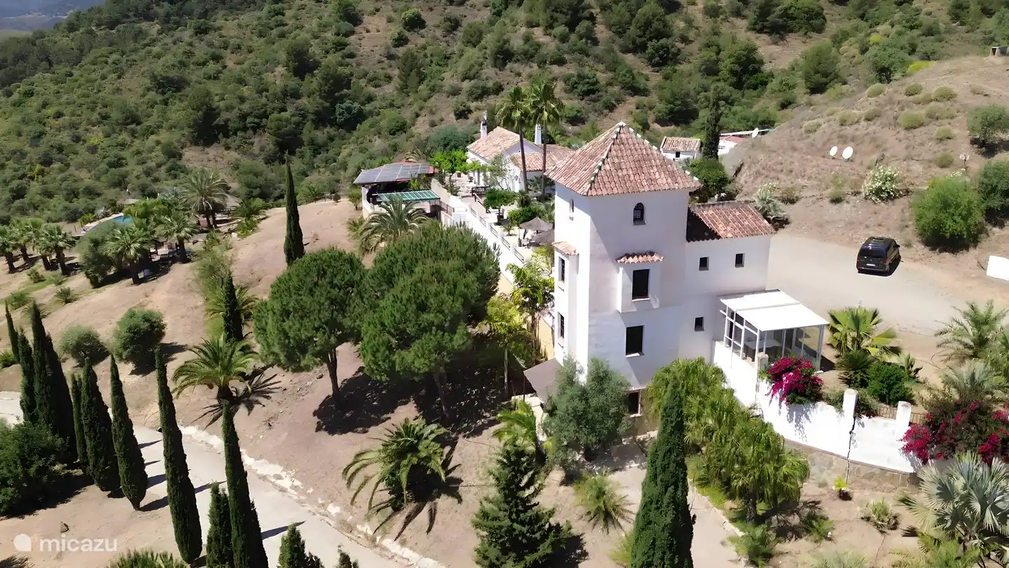 apartamento, Alozaina, Andalucía, España - Ático torre castillo PICASSO